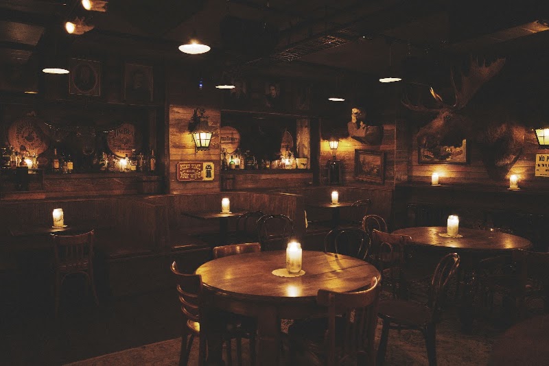 Shady Pines Saloon 4